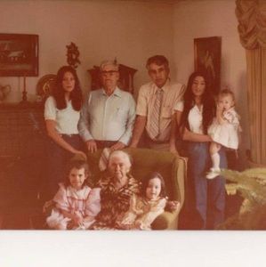 Meet your Posher, Caroline